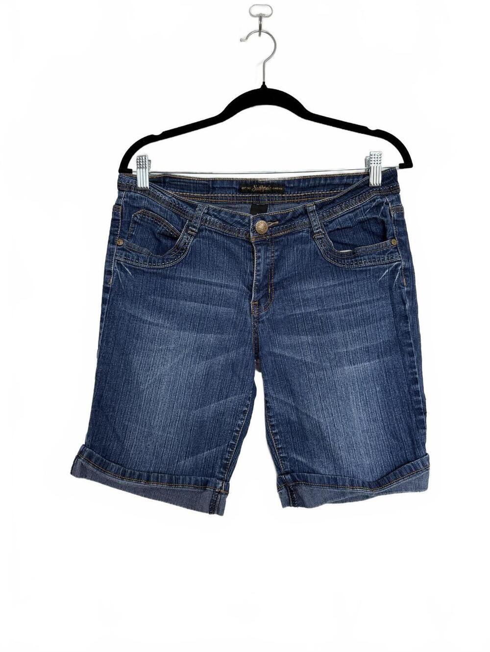 Vintage Y2K Southpole Women's Denim Shorts Size 13 - Picture 2 of 4